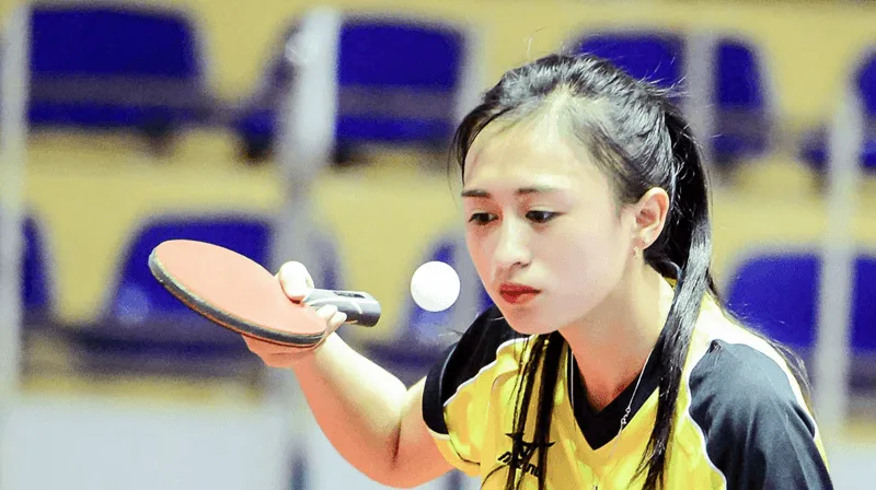 Chơi bóng bàn giảm cân nhờ cường độ vận động liên tục giúp kích hoạt hệ thống tim mạch và đốt cháy mỡ thừa.